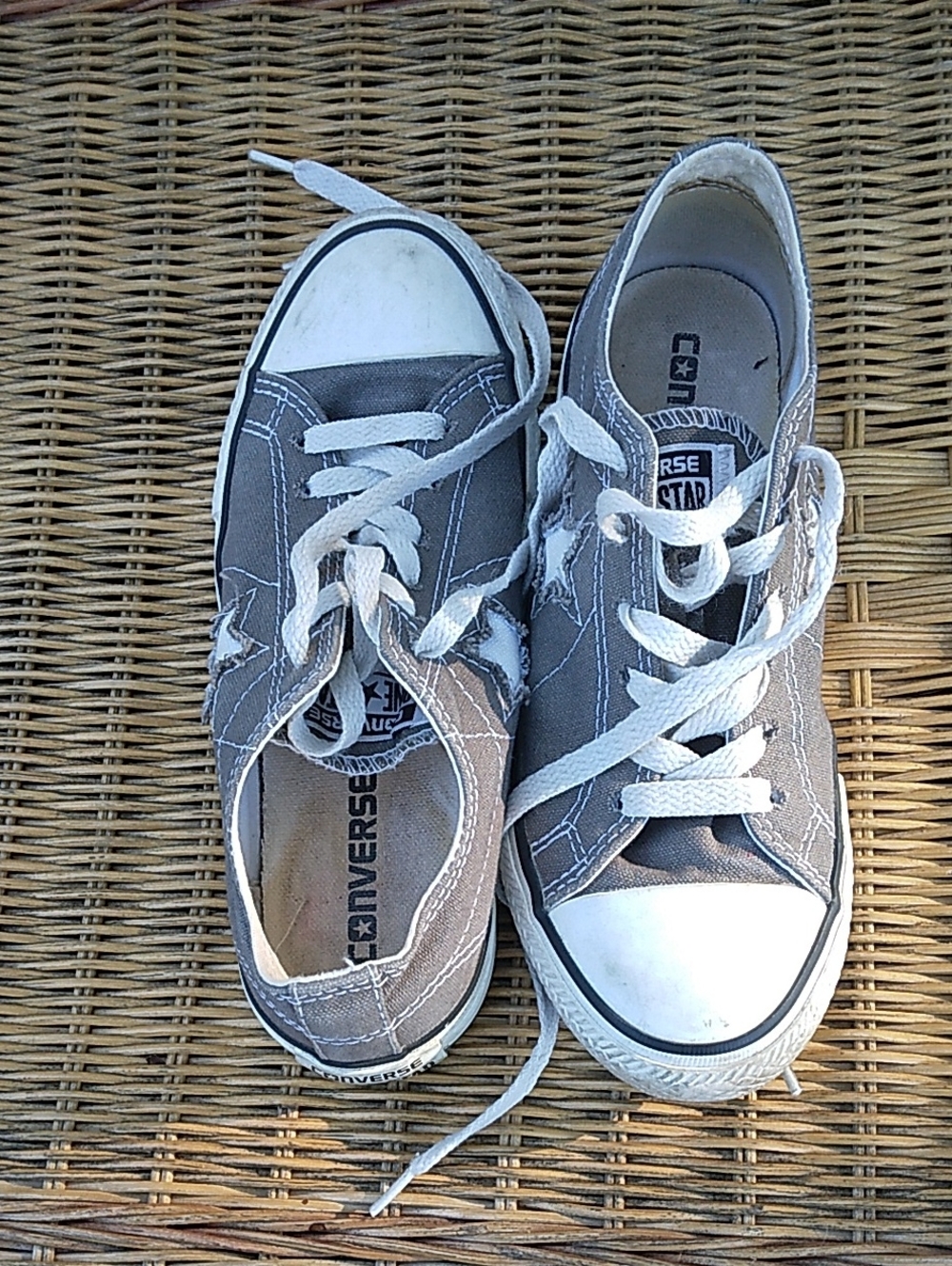 Converse Gray/White Womens Low-Top Sneakers
